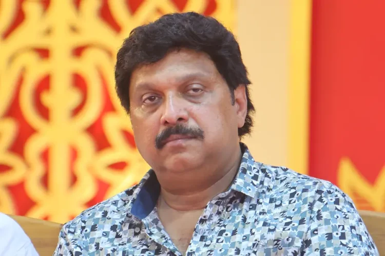 ഭാര്യയോട് മാപ്പ് പറഞ്ഞ് കെ ബി ഗണേഷ് കുമാര്‍; വിവാദം ഒത്തുതീര്‍പ്പിലേക്ക്