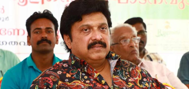 കെ ബി ഗണേഷ് കുമാറിന് തിരിച്ചടി; അധ്യക്ഷനായ എന്എസ്എസ് പത്തനാപുരം യൂണിയന് പിരിച്ചുവിട്ടു