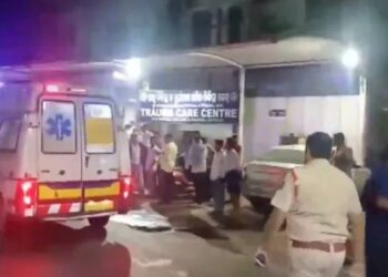 ഒഡീഷയില്‍ സര്‍ക്കാര്‍ മെഡിക്കല്‍ കോളേജില്‍ തീപിടിത്തം; 10 രോഗികള്‍ വെന്തുമരിച്ചു