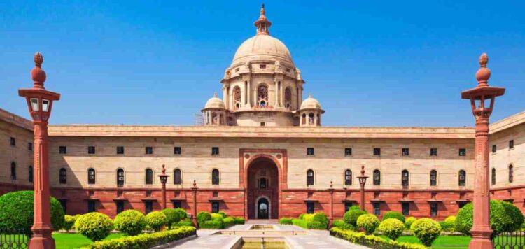 അർലേക്കർക്ക് തമിഴ്‌നാടിന്റെ കൂടി ചുമതല; ആരിഫ് മുഹമ്മദ് ഖാനെയും മാറ്റി; വിവിധ സംസ്ഥാനങ്ങൾക്ക് പുതിയ ഗവർണർമാർ