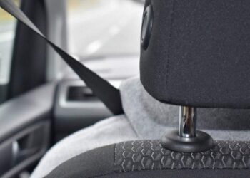 പിന്നിലും വേണം സീറ്റ് ബെല്‍റ്റ്’; മുന്നറിയിപ്പുമായി കേരളാ പൊലിസ്