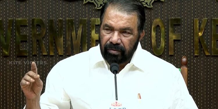 ഇന്നുമുതല്‍ ആരംഭിക്കുന്ന എസ്എസ്എല്‍സി പരീക്ഷ കടുകട്ടിയാകുമെന്ന പ്രചാരണം തെറ്റെന്ന് വിദ്യാഭ്യാസമന്ത്രി വി ശിവന്‍കുട്ടി