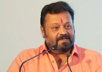 സുരേഷ് ഗോപിക്ക് തിരിച്ചടി; ലോക്സഭാംഗത്വം റദ്ദാക്കണമെന്ന ഹർജിയിൽ വിചാരണ നേരിടണമെന്ന് ഹൈക്കോടതി