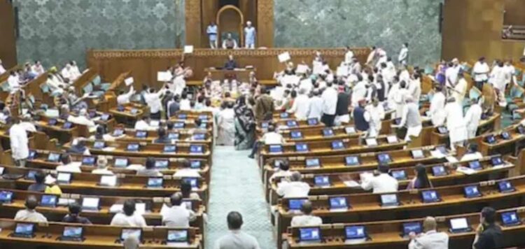 എഫ്സിആര്എ ഭേദഗതി ബില് ഇന്ന് ലോക്സഭയില്; എതിര്ക്കാന് പ്രതിപക്ഷം, കേരളത്തിലെ എംപിമാര് ഡല്ഹിയില്