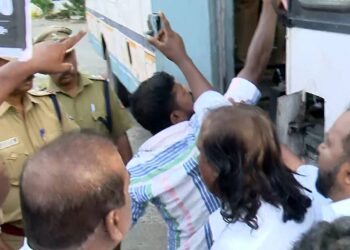 നിതിന്‍ രാജിന്റെ മരണത്തില്‍ പ്രതിഷേധം; സംസ്ഥാന ഹർത്താൽ ആരംഭിച്ചു, വിവിധ ഇടങ്ങളിൽ ബസുകള്‍ തടഞ്ഞു