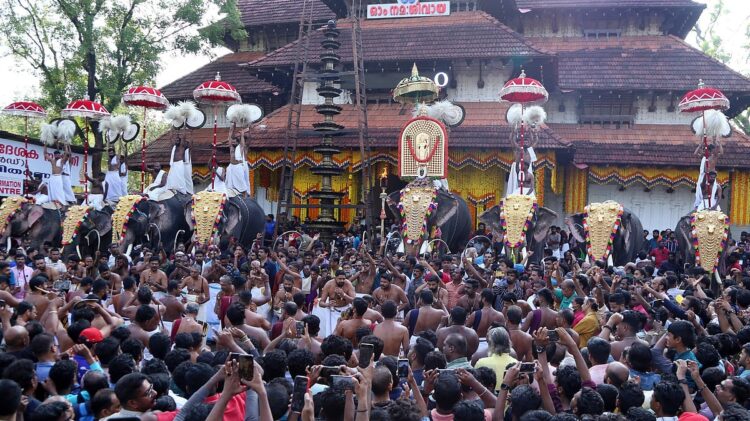 തൃശൂര് പൂരത്തിന് വെടിക്കെട്ടില്ല; 15 ആനപ്പുറത്ത് എഴുന്നള്ളിപ്പ്, കുടമാറ്റം പേരിന് മാത്രം, പൊലിമ കുറച്ച് ആഘോഷം