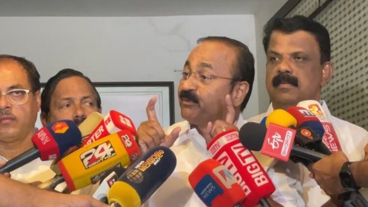 എല്ലാം തട്ടിക്കൂട്ട് സര്വേകള്, ഒപ്പത്തിനൊപ്പമെന്ന് വരുത്തി തീര്ക്കാന് ശ്രമം