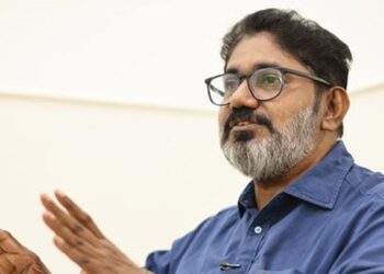 മണല്‍ത്തരികള്‍ ഉരസിയുണ്ടായ സ്പാര്‍ക്കില്‍ നിന്നാവാം അപകടം’; മുണ്ടത്തിക്കോട് ദുരന്തത്തില്‍ സുരക്ഷാ വിദഗ്ധന്‍