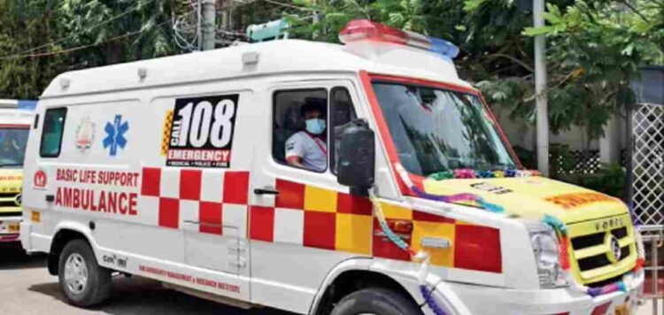 പാമ്പുകടിയേൽക്കുന്നവരുടെ എണ്ണം കൂടുന്നു; തിങ്കളാഴ്ച 108 ആംബുലൻസില്‍ മാത്രം ആശുപത്രിയിൽ എത്തിച്ചത് 21 പേരെ