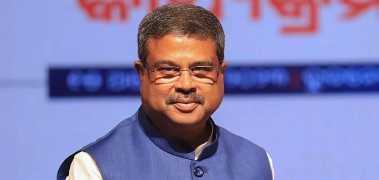 നീറ്റ് പരീക്ഷ ക്രമക്കേട്; ധര്‍മേന്ദ്ര പ്രധാന്റെ രാജി ആവശ്യപ്പെട്ട് പ്രതിഷേധം ശക്തമാക്കാന്‍ കോണ്‍ഗ്രസ്