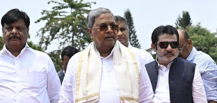 മുഖ്യമന്ത്രി പദവി: സിദ്ധരാമയ്യയ്ക്ക് പടിയിറക്കം