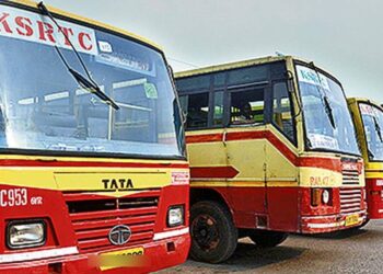 വനിതകള്‍ക്ക് സൗജന്യ ബസ് യാത്ര, നീക്കം തുടങ്ങി KSRTC; പ്രതിദിന വനിതാ യാത്രക്കാരുടെ കണക്കെടുപ്പ് ആരംഭിക്കും