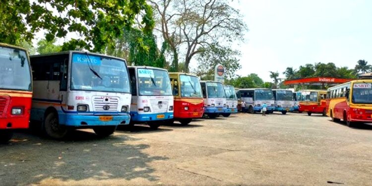 കെഎസ്ആര്‍ടിസിയിലെ സ്ത്രീകളുടെ സൗജന്യ യാത്ര; ആദ്യം ഓര്‍ഡിനറി ബസുകളില്‍ മാത്രം