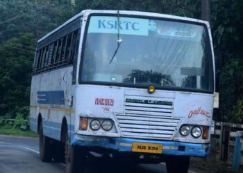 പ്രിയദർശിനി പദ്ധതിക്ക് തുടക്കം: കെഎസ്ആർടിസി ഓർഡിനറി ബസുകളിൽ ഇനി സ്ത്രീകൾക്ക് യാത്ര സൗജന്യം