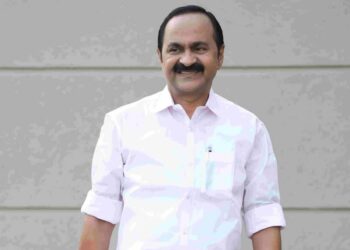 വീര്യം കുറഞ്ഞ മദ്യത്തിന്റെ നികുതി: മലക്കം മറിഞ്ഞ് വി ഡി സതീശന്‍, ആയുധമാക്കി പ്രതിപക്ഷം