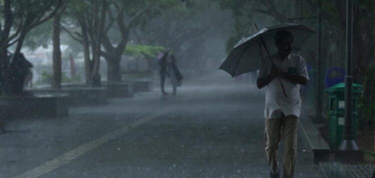 സംസ്ഥാനത്ത് ശക്തമായ മഴയ്ക്ക് സാധ്യത; അഞ്ച് ജില്ലകളില് യെല്ലോ അലേര്ട്ട്