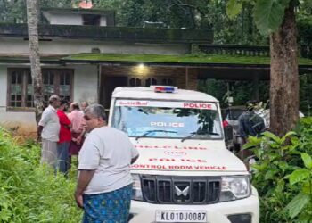 കോഴിക്കോട് കൊടുവള്ളിയില്‍ ജ്യേഷ്ഠന്‍ അനുജനെ കുത്തിക്കൊലപ്പെടുത്തി