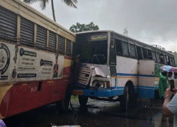 വയനാട് കെഎസ്ആര്‍ടിസി ബസുകള്‍ കൂട്ടിയിടിച്ചു; നിരവധി പേര്‍ക്ക് പരിക്ക്