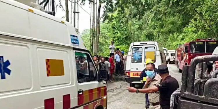 സിക്കിം തുരങ്കത്തിലെ മണ്ണിടിച്ചില്‍: മരണം ഏഴ് ആയി, രക്ഷാപ്രവര്‍ത്തനം തുടരുന്നു