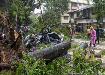 ഉത്തരേന്ത്യയില്‍ മഴക്കെടുതി രൂക്ഷം; മഹാരാഷ്ട്രയില്‍ മരണം 12 ആയി, മഴ തുടരുമെന്ന് മുന്നറിയിപ്പ്