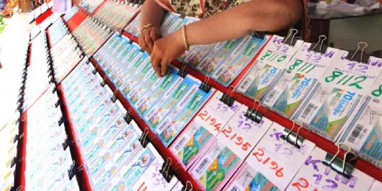 ഇനി 25 കോടിയല്ല,  ഓണം ബമ്പര്‍ സമ്മാനത്തുക ഉയര്‍ത്തി, ടിക്കറ്റ് വിലയില്‍ മാറ്റമില്ല
