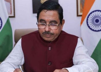 കേന്ദ്ര വിദ്യാഭ്യാസ മന്ത്രിയായി പ്രള്‍ഹാദ് ജോഷി ചുമതലയേറ്റു