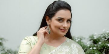 അമ്മയിൽ പവർ ഗ്രൂപ്പ്, ലാലേട്ടൻ വരെ രാജിവെച്ച് പോയി’; പവർഗ്രൂപ്പ് വെളിപ്പെട്ടത് പോരാട്ടത്തിൻ്റെ വിജയം: ശ്വേത